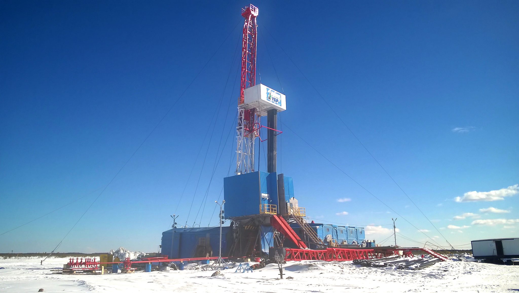 Мобильные и передвижные буровые установки — УРАЛМАШ ХОЛДИНГ